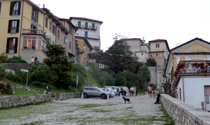 parcheggio sulla rizzada m